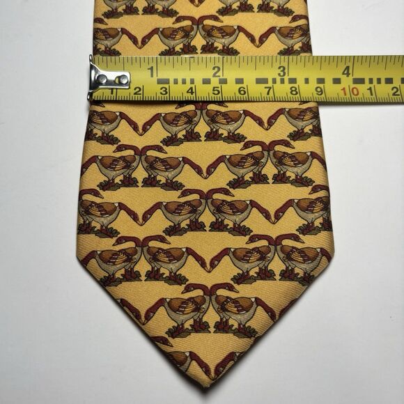 Brooks Brothers Goose Duck Mallard Pint Yellow Makers 100% Silk Men's Neck Tie - Picture 5 of 5